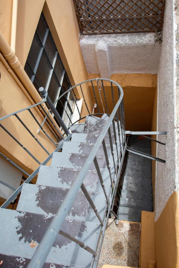 Enticing, Cosy, Rooftop Studio Athens Centre! Ep9T Luaran gambar